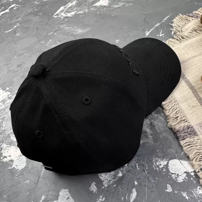 Кепка бейсболка BEWARM Black